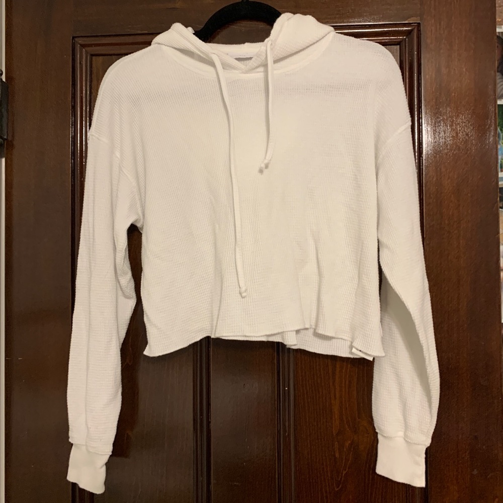 Cropped shirt with hood